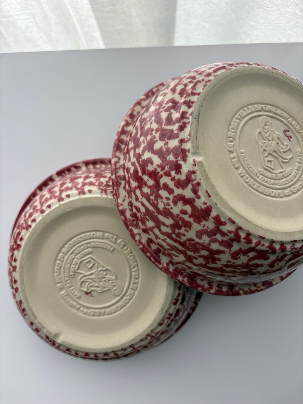 Vintage Gerald E. Henn Roseville Spongeware “Old Glory” Blue Star Bowls (2) - Picture 6 of 7